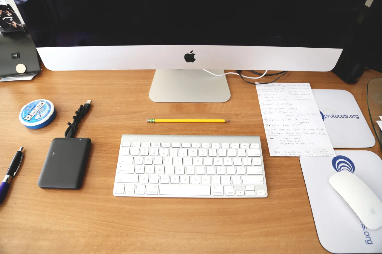 Herramientas para trabajar en linea desde casa Home Office Herramientas para trabajar en linea desde casa Home Office